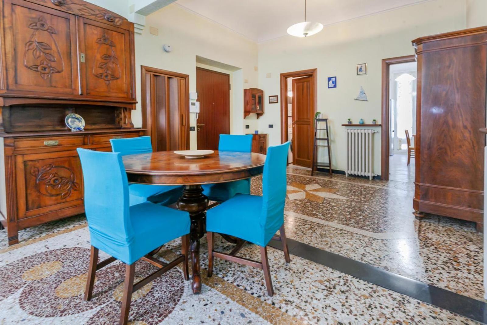 "Ca Niella" Art And Fun 9 Minutes From The Sea Apartamento Savona Exterior foto